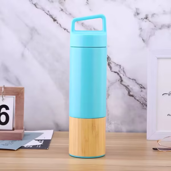 Vacuum bottle with wooden base